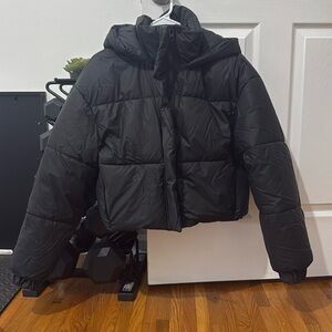 Women’s cropped fit puffer